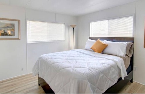Marysville House | Restful & Cozy 2-Bedroom Home with Nature Setting