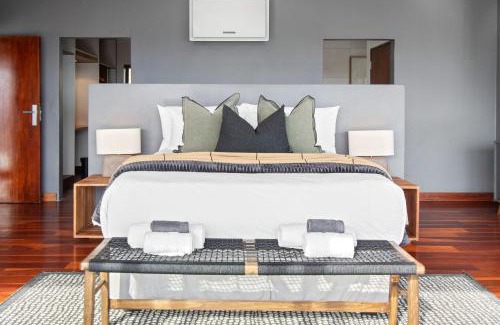 Mountainside House | Restio View 11 by Host Agents