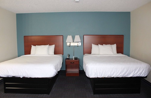 Spencer Hotel | Reston Inn & Suites