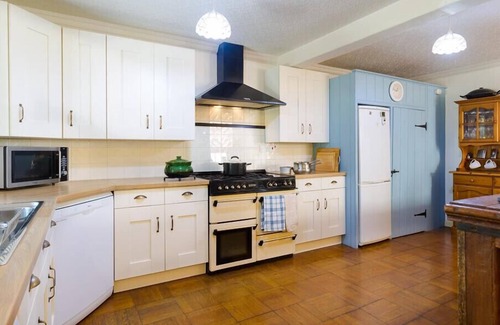 Staveley House | RESTON MILL AT STAVELEY NR WINDERMERE, pet friendly in Staveley