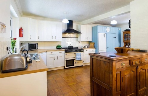 Staveley House | RESTON MILL AT STAVELEY NR WINDERMERE, pet friendly in Staveley