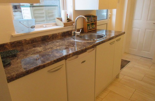 Retford Apartment | Restored 117yr Old Cottage Apartment- 'Park' setting- 5min Walk to Market Town