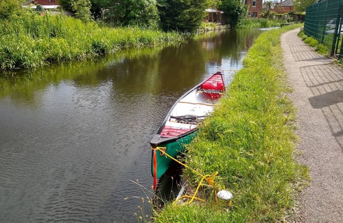 Retford Apartment | Restored 117yr Old Cottage Apartment- 'Park' setting- 5min Walk to Market Town