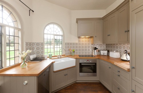 Wimborne Saint Giles Apartment | Restored 17th century cottage w/firepit. Nestled within heritage estate grounds.