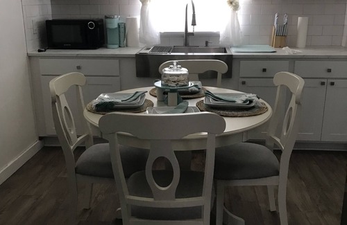 Thibodaux House | Restored Cottage along Bayou Lafourche in Cajun Country