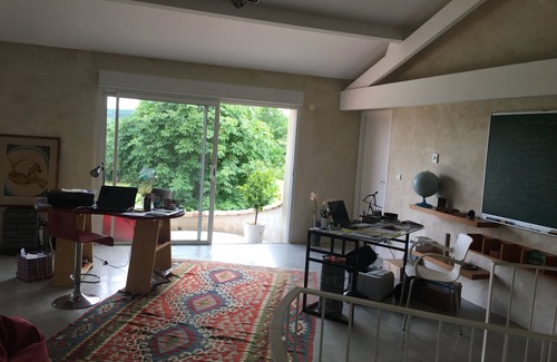 Layrac Villa | Restored former sheepfold with dovecote, swimming pool and lake view.