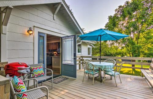 Mars Hill House | Restored Mars Hill Home on 1 Acre Walk to Town!