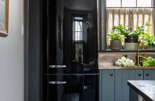 Perth House | Restored stonehouse in the heart of Perth.