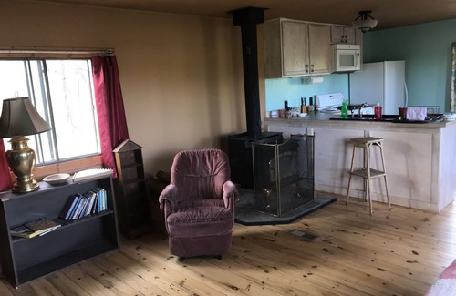 Musselshell County House | Restored Vintage Mobile Home on our small Private Ranch