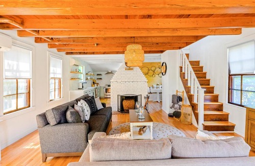 Ocean Beach House | Reteela Retreat