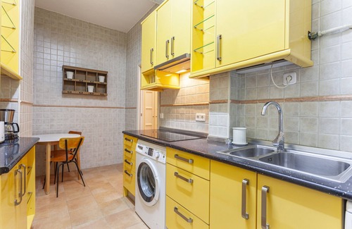 Jeronimos Apartment | Retiro Place apartment in Madrid