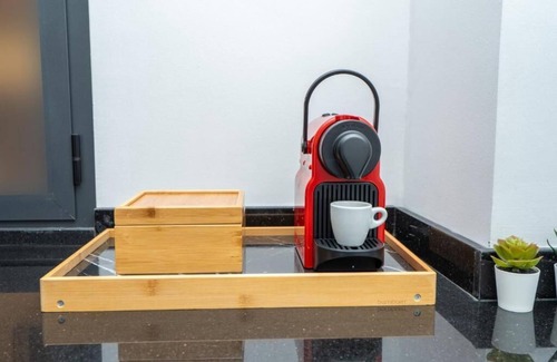 Branes Apartment | Retraite Luxueuse de 2 Chambres Élégante -Serenity stays