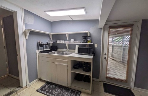 Harlingen Apartment | Retreat-1BR Apt w/65 inch Tv!