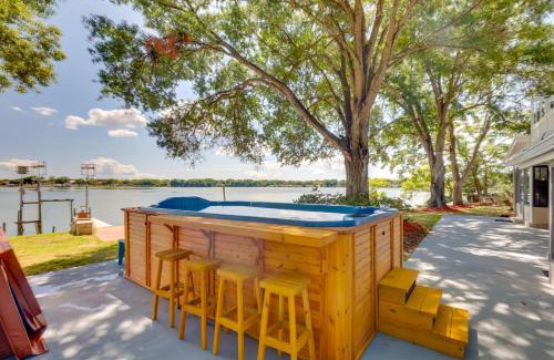 Orient Park House | Retreat 2 Mi to Florida State Fairgrounds with Pool