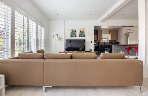 Miami Shores House | Retreat 4 Bedroom House