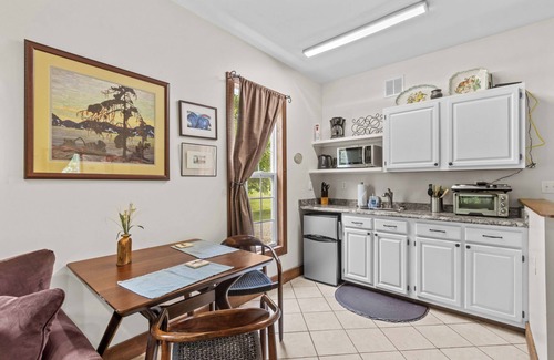 Barium Springs Cottage | Retreat at Flying Change Farm