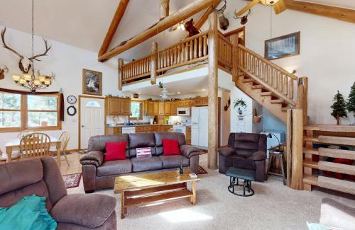 Nemo House | Retreat at Ship Rock