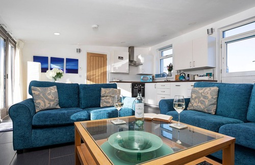 Barrow-in-Furness Cottage | Retreat in Cumbria with Stunning Sea Views