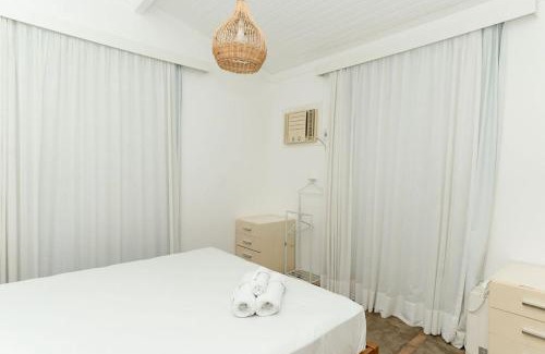 Jardim Botanico House | Retreat in Jardim Botânico – Pool, Sauna and Nature