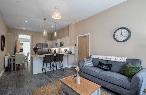 Rhyd-y-clafdy Apartment | Retreat in Pwllheli near Blue Flag Beaches