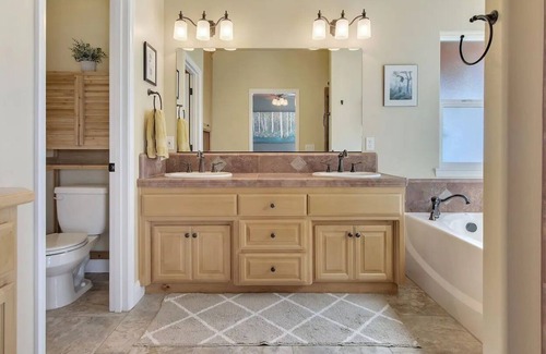 Shandon House | Retreat in Vineyard Estate
