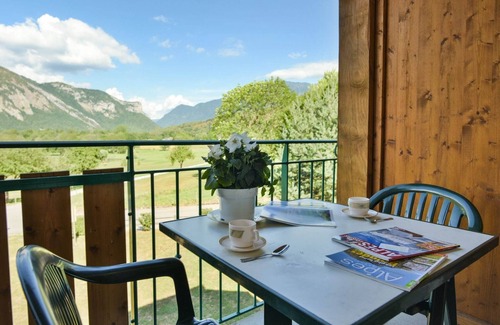 Giez Apartment | Retreat Near Lake Annecy