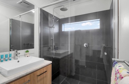 Belmont House | Retreat on Francis I Short and Long Stays