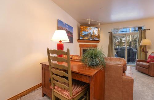 Willow Grove House | Retreat on the Blue Condo: Your Riverfront Retreat