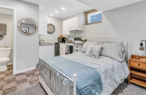 Maple Ridge Apartment | Retreat on the Creek