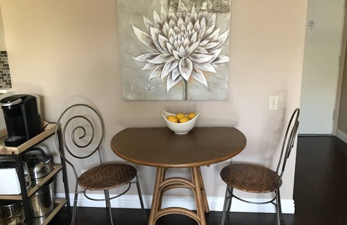 Palm Desert Condo | Retreat Palm Desert Jewel in Shadow Mountain Resort near El Paseo