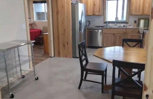 Harvard Apartment | Retreat Suite - Princeton Highlands