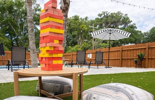 Lakewood House | Retreat the Marco - Heated Pool+Arcade Games Close to everything