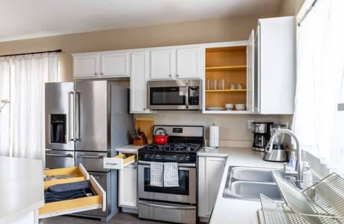 Rhodes Ranch House | Retreat to Relaxation: Your Unforgettable Vacation Home with private pool