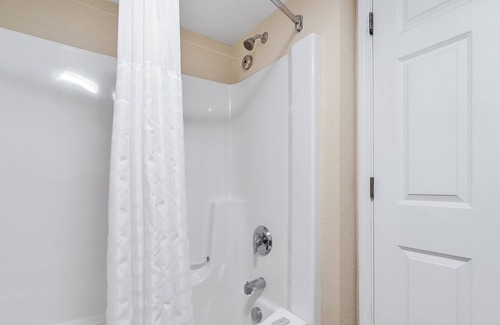 Kelleys Island House | Retreat to the Tranquil Glacier Suite on Kelleys Island 227