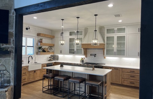 Ardmore Cabin | Retreat to the trees with this luxury cabin nestled in the woods