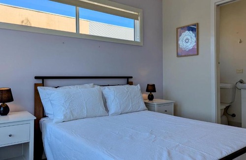 Coburg House | Retreat Townhouse Pentridge Village