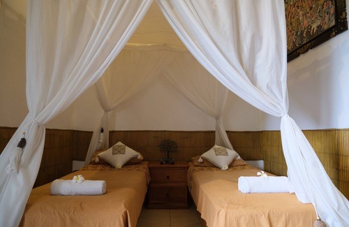 Kubu House | Retreat Villa Toraja Baturinggit