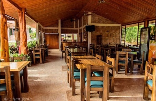 Nabon Apartment | Retreat Villa with Pool, Jacuzzi, and Pet-Friendly Stay