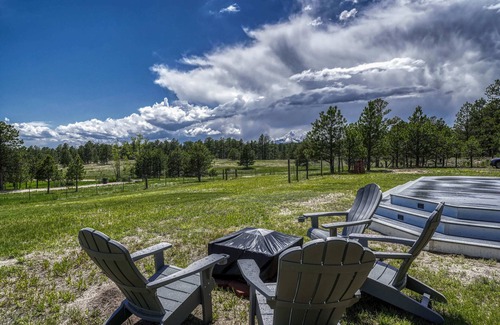 Colorado Springs House | Retreat with Pikes Peak Views in Black Forest Colorado Springs