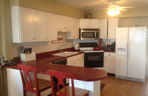 North East House | Retreat Yourself at this Lakefront Home, Near Bike & Wine Trails on Lake Erie