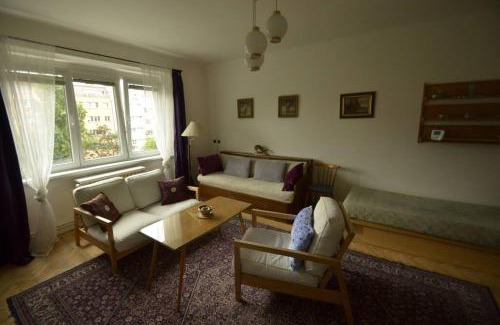 Prague 4 Apartment | Retro Apartment Praha