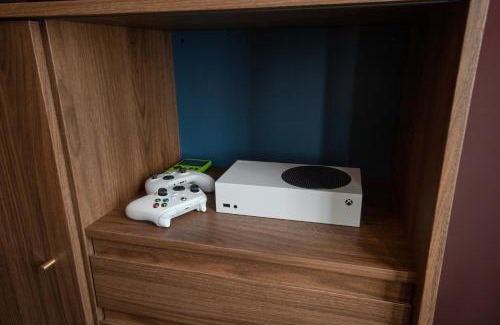 Nove Mesto Apartment | Retro Apartment Xbox, Cinema & Foosball in Prague
