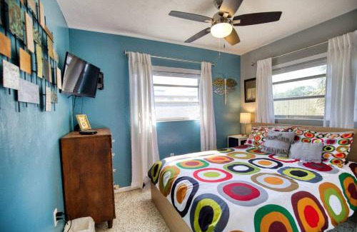 Southgate House | Retro-inspired Stay, Bbq Patio, Close To Downtown