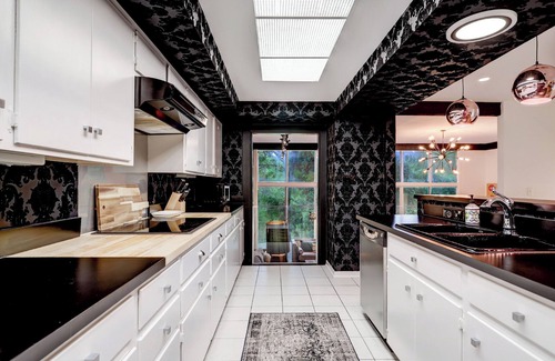 The Villages House | Retro Meets the Wild on the Buffalo Bayou, Take a Step Back to the 60's