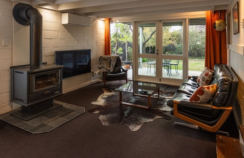 Golden Square House | Retro Rowan - Living in the ‘70s