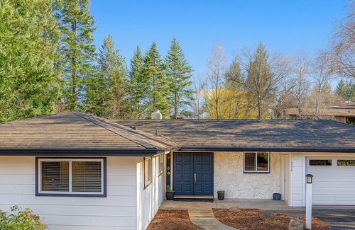 Pullman House | Reunion House on the Palouse! Spacious 4-bedroom house in lovely Pullman.