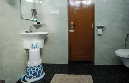 Udupi Apartment | Reunion Solandis: Room 222