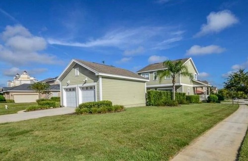 Reunion House | Reunion South facing pool home 3 bed/3.5 baths
