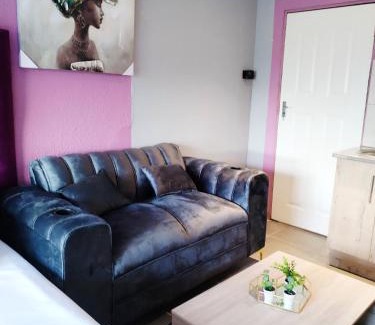 Secunda Bed & Breakfast | Reutlwane Gardens B&B