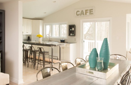 Waupoos House | Revel at this lovely private beach house on the lake :-)